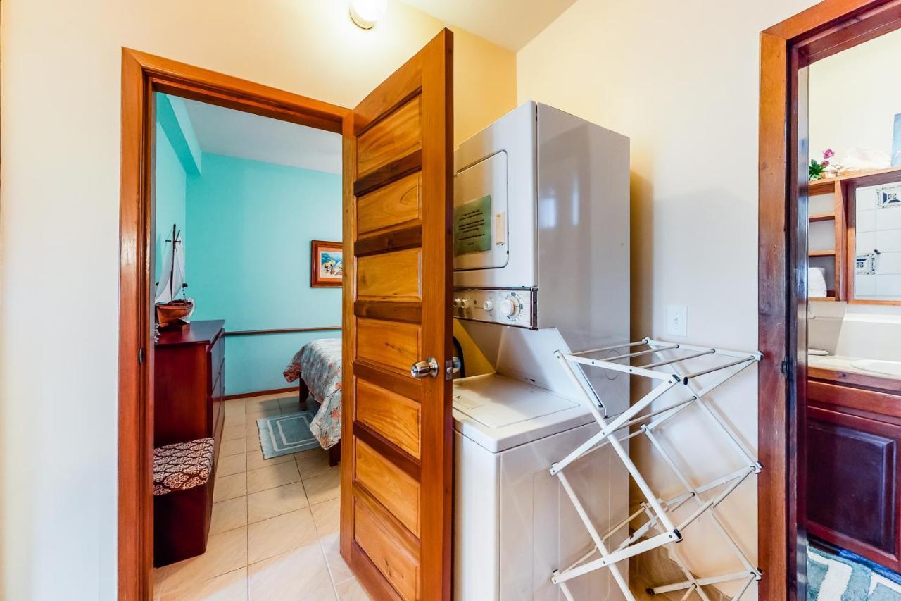 Coral Reef Condo ซานเปโดร ภายนอก รูปภาพ